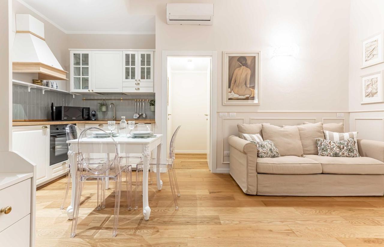 Casa Colonna Romantic Apartment Corso Di Porta Ticinese Милан Экстерьер фото