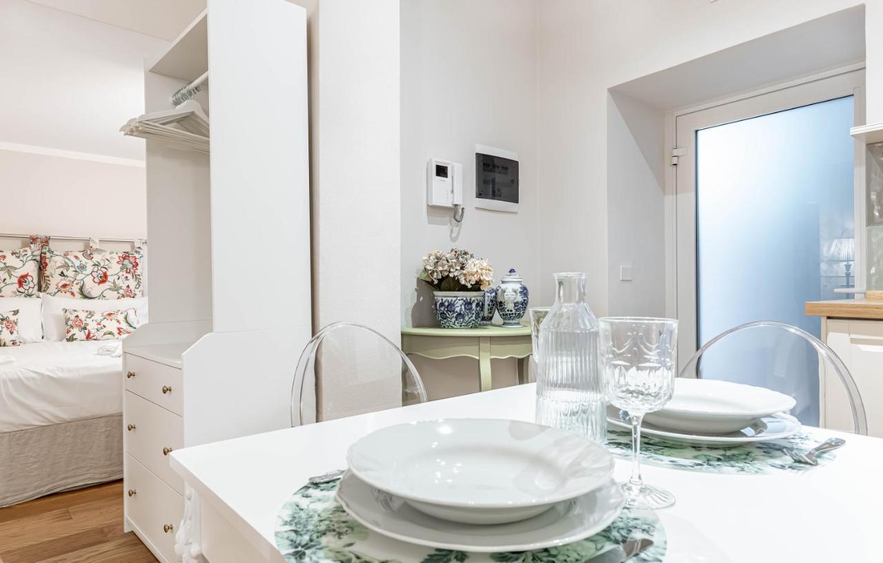 Casa Colonna Romantic Apartment Corso Di Porta Ticinese Милан Экстерьер фото